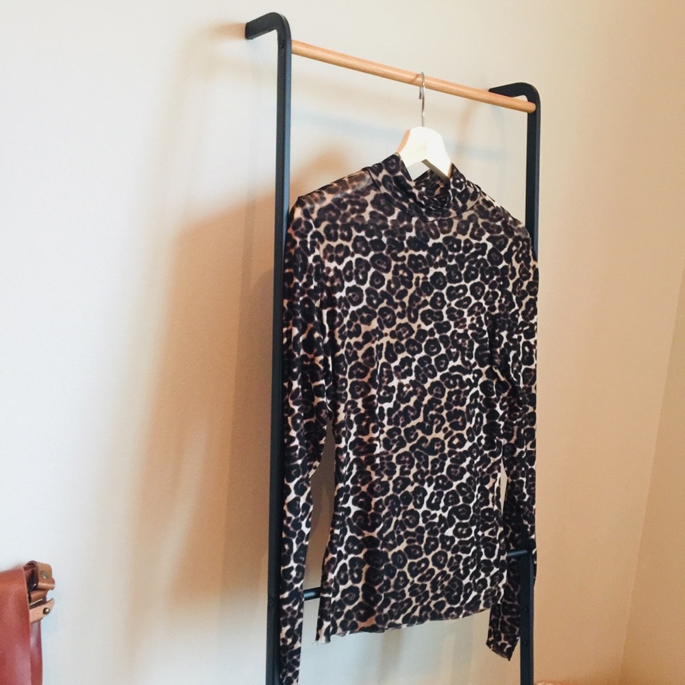 Nordstrom Leopard Print Mesh Top - image 4